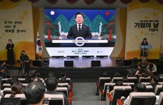李大統領「被害者の名誉守る」　慰安婦問題でメッセージ