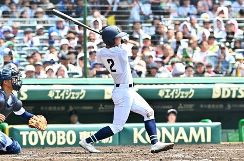 沖縄尚学が３回戦進出　夏の甲子園で鳴門に３―０　新垣・末吉完封リレー、打線も奮起