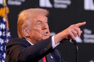 競争促進の大統領令廃止　トランプ氏、前任が署名