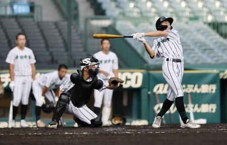 不戦勝の津田学園が甲子園で練習　広陵の出場辞退を受け