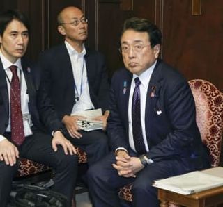 米関税の軽減時期、不明のまま　衆参予算委で赤沢氏