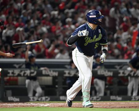 広１―２ヤ（１５日）　村上が七回に勝ち越し弾