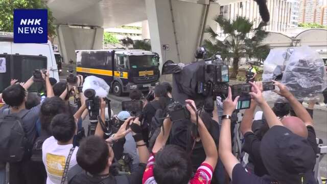 香港 「リンゴ日報」創業者裁判 弁護側が体の不調訴え審理延期