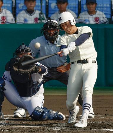 高川学園４―９日大三　日大三が打ち勝つ