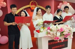 中国、結婚が１０万９千組増加　出生数回復の期待も