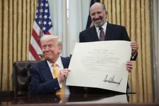 日米関税、数週間後に文書　商務長官、車15％明記か