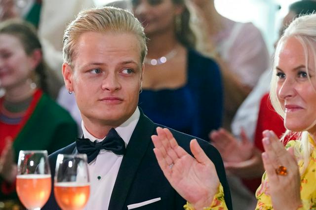 ノルウェー皇太子妃の長男を起訴　女性をレイプした罪など32件