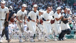 夏の甲子園　県立岐阜商と準決勝　日大三高が決勝進出