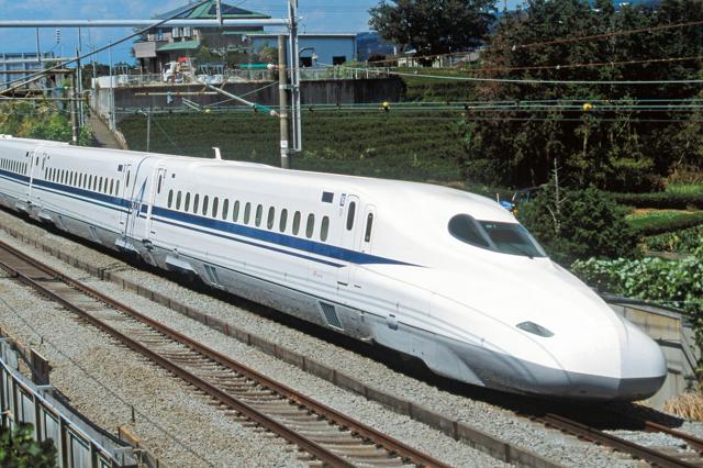 「のぞみ」でモバイルバッテリー発火、座席ポケット焦げ　運転は続行