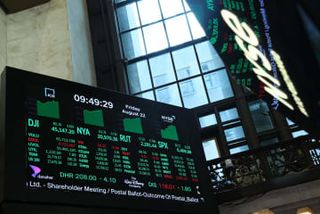 NY株、一時700ドル超高　FRB利下げ姿勢に期待