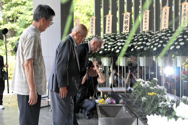 シベリア抑留、犠牲者を追悼　100歳の元抑留者「実態解明を」