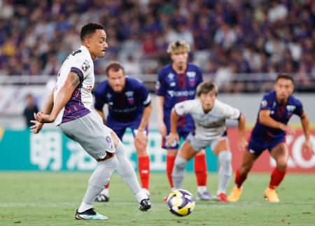 京都、今季初３連勝で首位　Ｊ１、ＦＣ東京に４―０