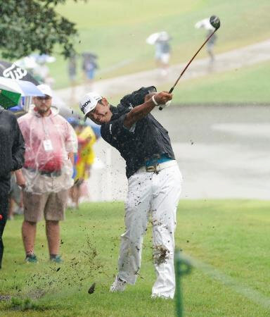 松山英樹、２９位に後退　米男子ゴルフ最終戦第３日