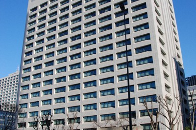 2割増の総額2兆円　関税対策に300億円超　経産省の概算要求案