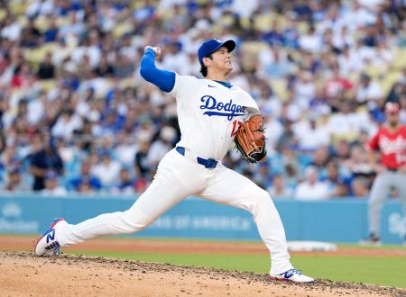 大谷、白星の権利持って降板 ダルビッシュは4敗目