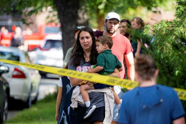 ミサ中の教会で銃撃、8歳と10歳が死亡　17人けが、米ミネソタ州