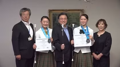 バトントワーリング世界大会で快挙　工大福井高校の大村玲永さん・嶋田光里さんペアが銀メダル「大舞台で90％の演技できた」