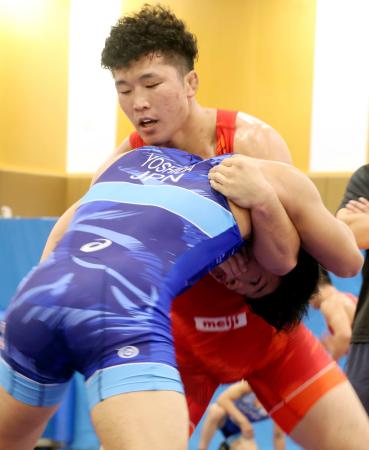 グレコ日下「強さを見せつける」　レスリング代表、世界選手権へ