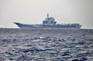 台湾、３５年中国目標を警戒　「第２列島線西側支配」