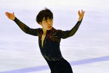 佐藤駿、今季初戦で優勝　フィギュア「試合勘つかめた」