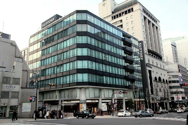 サントリーHD、午後3時から緊急記者会見　鳥井社長ら出席