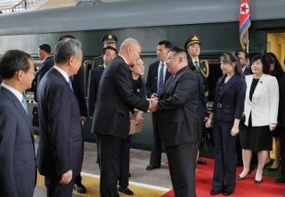 金正恩氏、外遊に娘を初めて同行　後継者観測、強まる可能性