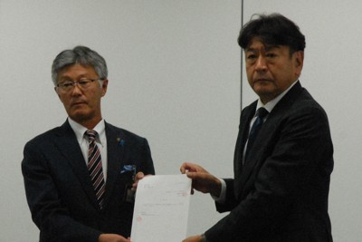 柏崎刈羽原発　1～5号機の廃炉検討「前倒し図る」　東電社長
