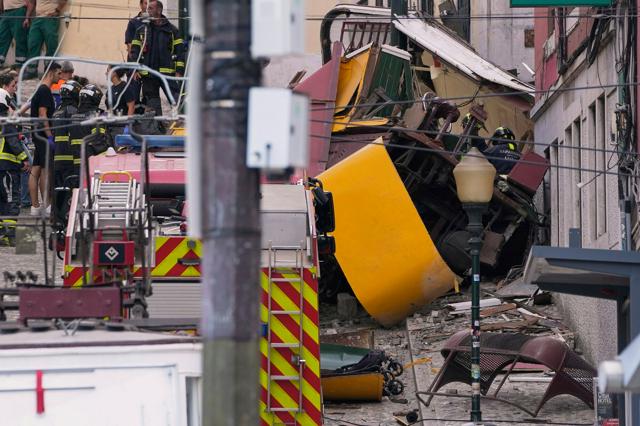 ポルトガルのケーブルカー脱線、死者16人に 2018年にも事故