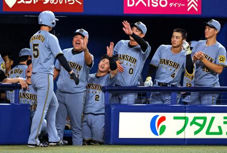 中５―７神（４日）　阪神が逃げ切る