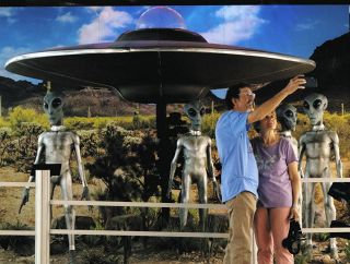 ＜海外便り＞「政府はUFOの存在を隠蔽している」国民の半数近くが信じてる　アメリカ・ロズウェル