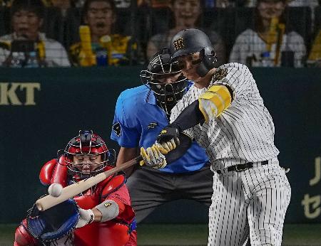 神４―１広（６日）　阪神逆転で３連勝