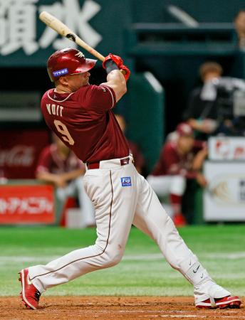 ソ２―４楽（７日）　楽天、３発で連敗止める