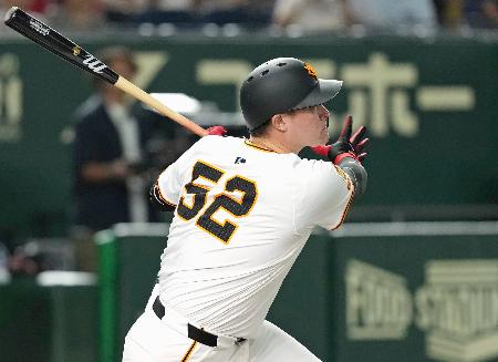 巨６―４広（９日）　巨人が３連勝で勝率５割