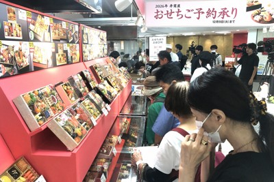 井筒屋でおせち受け付け始まる　老舗の品など過去最多356種　福岡
