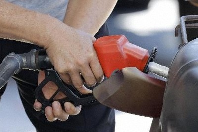 ガソリン平均174円80銭　4週ぶり値上がり　値動きは限定的