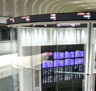 東証、午前終値は4万3684円　米国株上昇を好感