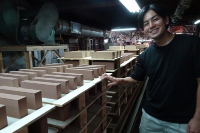 「鬼滅」を追い風に　砥石の老舗が作る初心者向けブランドが熱い