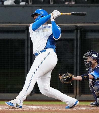 日１２―５西（１５日）　日本ハムが３連勝