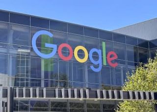 米グーグル時価総額3兆ドル　4社目、AI需要が追い風