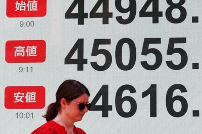 日経平均、一時初の4万5000円台　専門家「年度末まで上昇傾向」