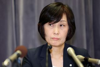 日航、鳥取社長ら３７人処分＝機長飲酒問題