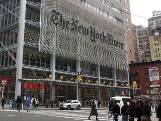 米大統領、ＮＹタイムズ紙を提訴　名誉毀損で２兆円超請求