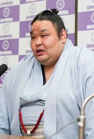 元幕内水戸龍が引退会見　「もっと頑張れたのでは」