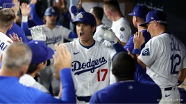 大谷翔平、2戦ぶり52号逆転3ラン 直近5戦3発でシュワバーに1本差 キング猛追の豪快弾に本拠地騒然 カーショーの黒星消す"惜別"アーチ