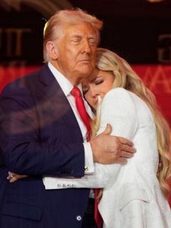 トランプ政権挙げてカーク氏追悼　「偉大な愛国者」保守結束図る