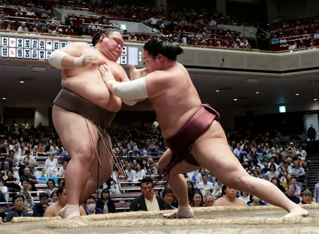錦富士が背負う142年の歴史　「相撲どころ」青森の意地で6連勝