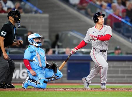 吉田３号ソロ、大谷は三塁打　菊池５回１失点、鈴木１安打