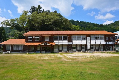 町長も同行します　愛媛・砥部町が公共施設活用へツアー開催