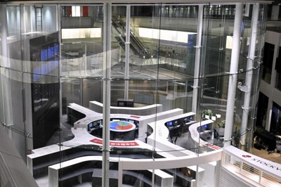 日経平均、終値4万5630円　最高値更新　2営業日連続