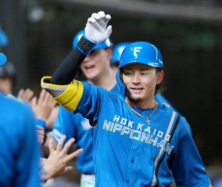 西５―８日（２６日）　水野、勝ち越し３ラン